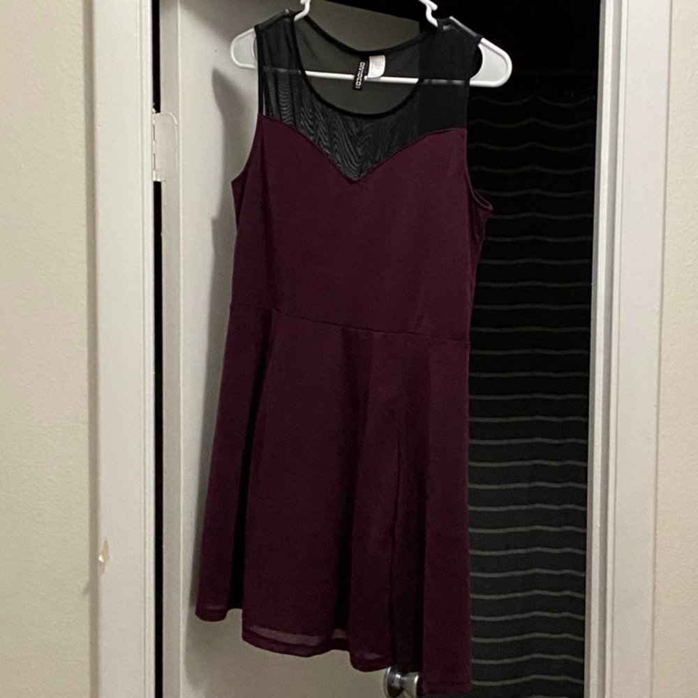 H&M Divided Sleeveless Top (Medium)